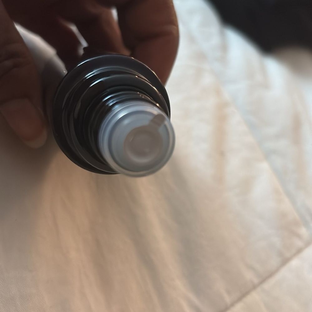 Facial solution - Picture 6 of 6